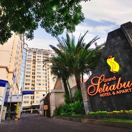 Grand Setiabudi Hotel Bandung Esterno foto