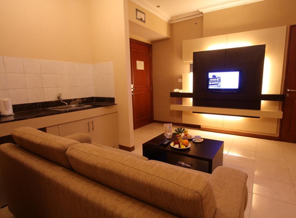 Grand Setiabudi Hotel Bandung Esterno foto