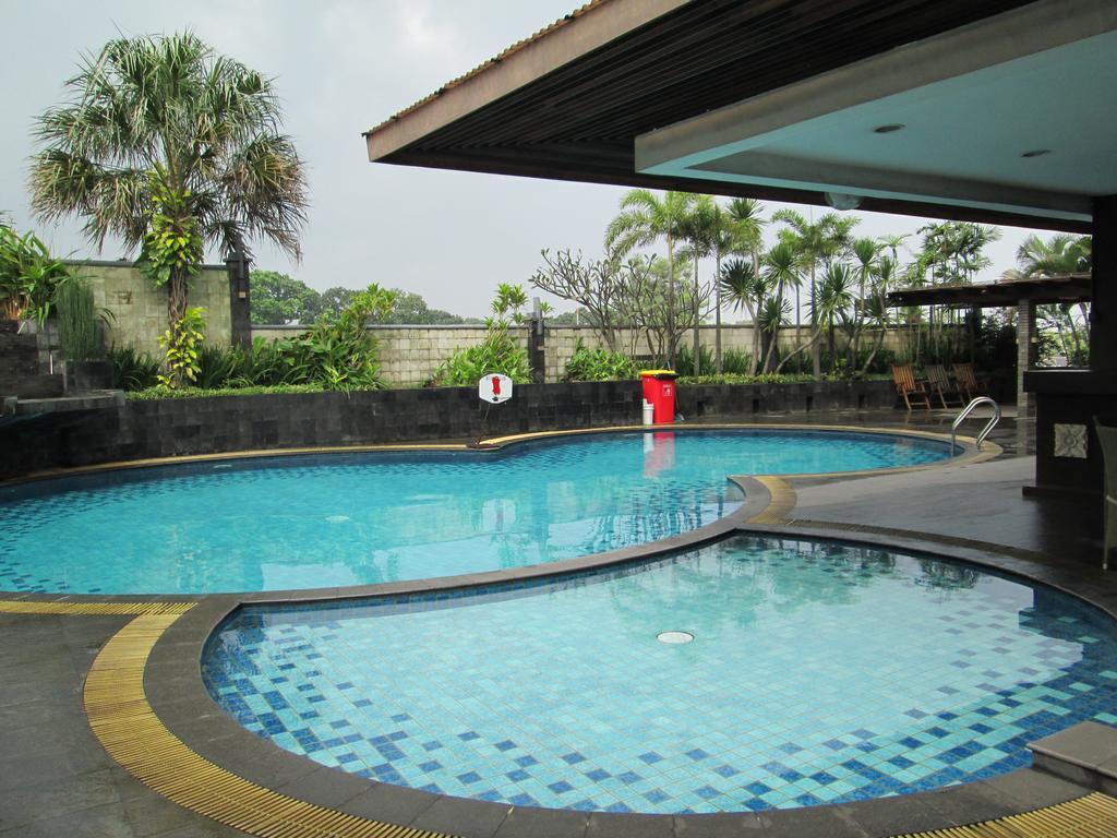 Grand Setiabudi Hotel Bandung Esterno foto