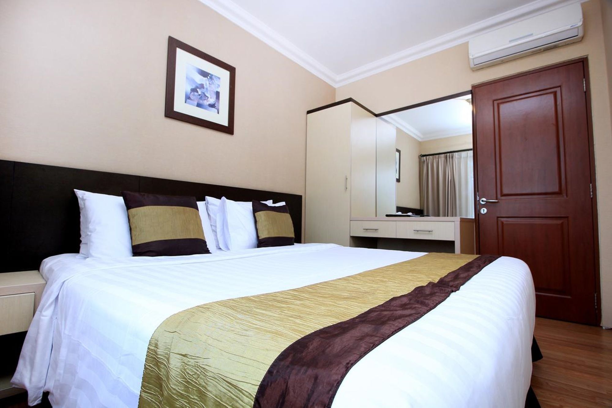 Grand Setiabudi Hotel Bandung Esterno foto